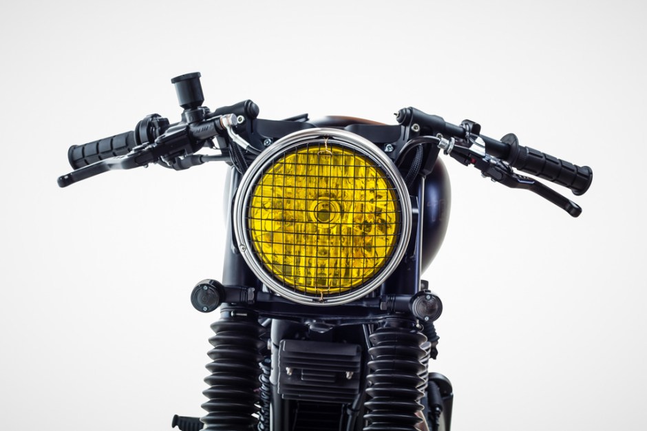 david-beckham-triumph-bonneville-22