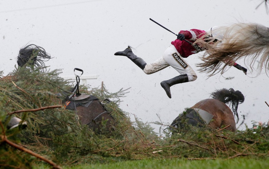Grand National steeplechase 2016