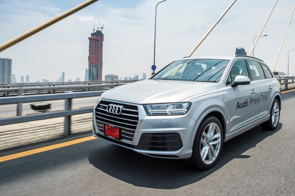 Audi Q7 Quattro 45 tsfi 2017 Thailand